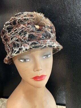 Ruth Gallin Exclusive Shenley Gordon Couture Feather Boutique Vintage Hat KY